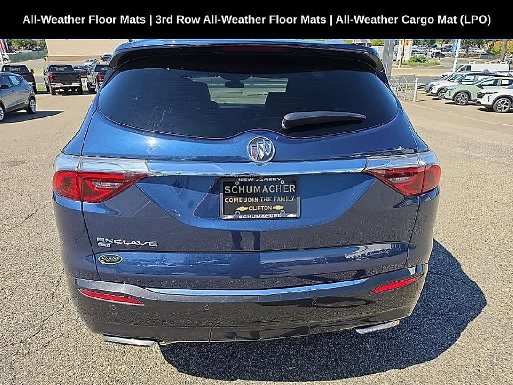 Used 2023 Buick Enclave Essence AWD/4WD image 16