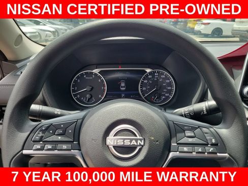 Used 2024 Nissan Sentra SV FWD image 18