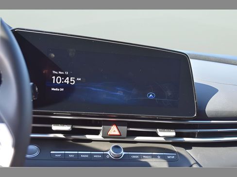 New 2026 Hyundai Elantra Limited FWD image 21