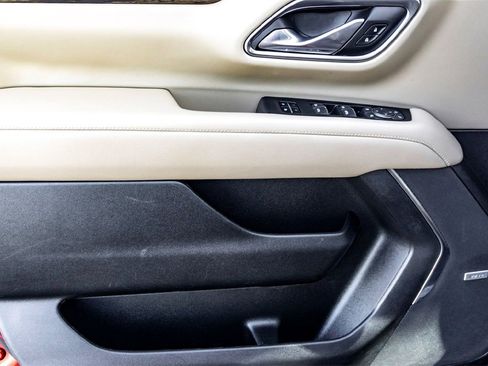 Used 2023 Chevrolet Tahoe Premier image 10