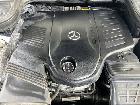 Used 2022 Mercedes-Benz GLS 450 4MATIC image 31