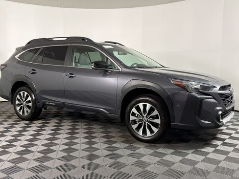 Used 2025 Subaru Outback Limited w/ Popular Package #2 AWD/4WD image 6