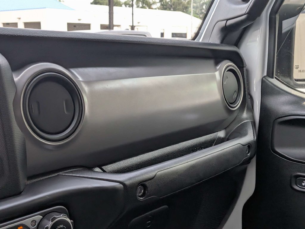 Used 2021 Jeep Gladiator Sport AWD/4WD image 24