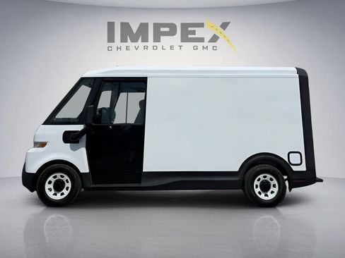 Used 2024 Chevrolet Brightdrop 400 w/ Commercial Equipment Package AWD/4WD image 2