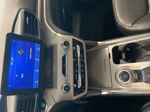 Used 2021 Ford Explorer XLT w/ Equipment Group 202A image 31