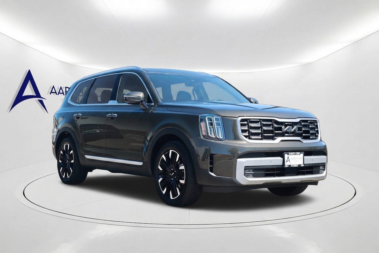 Used 2024 Kia Telluride SX Prestige AWD/4WD image 3