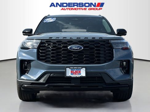 New 2026 Ford Explorer ST-Line image 15