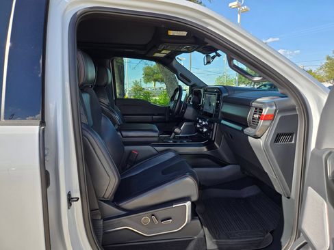 Used 2025 Ford F150 Raptor AWD/4WD image 24
