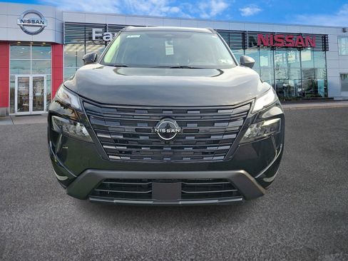 New 2026 Nissan Rogue SV AWD/4WD image 2