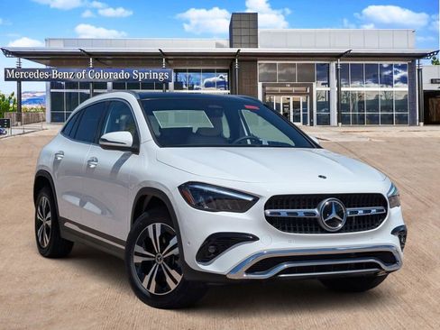 New 2026 Mercedes-Benz GLA 250 4MATIC image 1