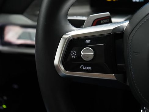 Used 2025 BMW i7 xDrive60 AWD/4WD image 19