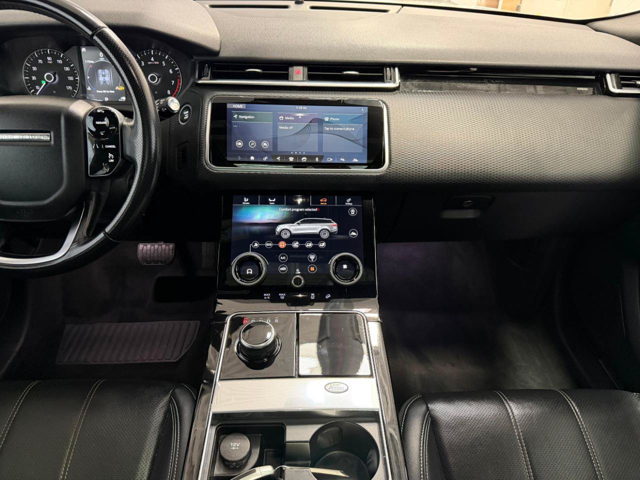 Used 2018 Land Rover Range Rover Velar S AWD/4WD image 39