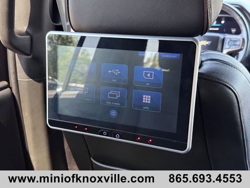 Used 2022 Chevrolet Suburban High Country AWD/4WD image 21