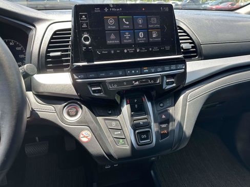 Certified 2025 Honda Odyssey EX-L image 19