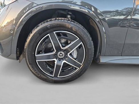 Used 2026 Mercedes-Benz GLC 300 4MATIC image 25