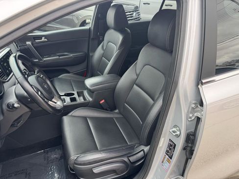 Used 2021 Kia Sportage S image 12