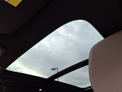 New 2026 Volvo XC60 T8 Plus w/ Protection Package Premier image 9