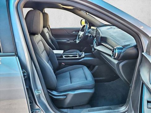 Used 2025 Chevrolet Equinox LT AWD/4WD image 21