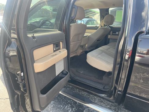 Used 2013 Ford F150 XLT w/ Mid Equipment Group image 10