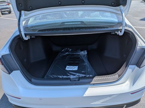 New 2026 Honda Accord Touring image 30