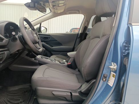 Used 2024 Subaru Crosstrek 2.0i Premium w/ Popular Package #3 image 9