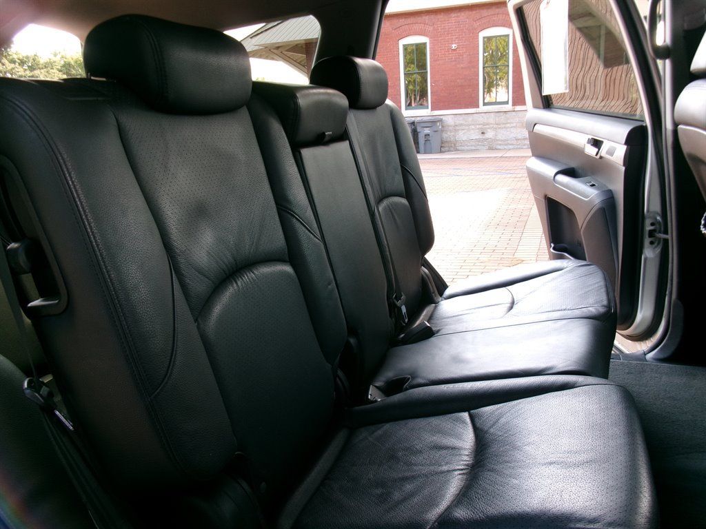 Used 2009 Kia Borrego EX w/ Premium Pkg RWD image 27