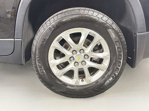 Used 2020 Chevrolet Traverse LS AWD/4WD image 36