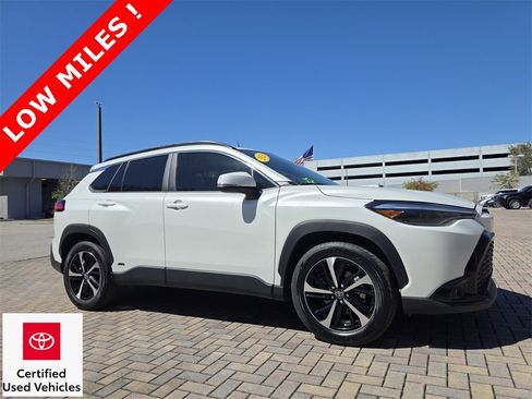 Used 2023 Toyota Corolla Cross SE w/ Convenience Package image 1