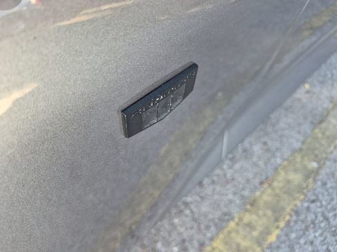 Used 2021 Chevrolet Camaro SS RWD image 5