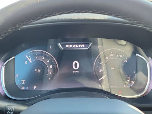 New 2026 RAM 1500 4x4 Crew Cab image 29