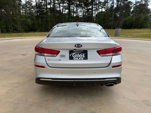 Used 2020 Kia Optima LX image 4