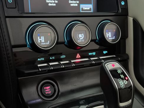 Used 2016 Jaguar F-TYPE S image 35