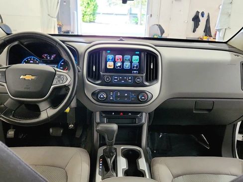 Used 2018 Chevrolet Colorado LT RWD image 27