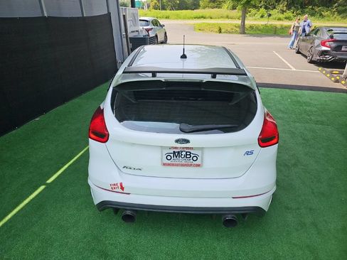 Used 2016 Ford Focus RS AWD/4WD image 8