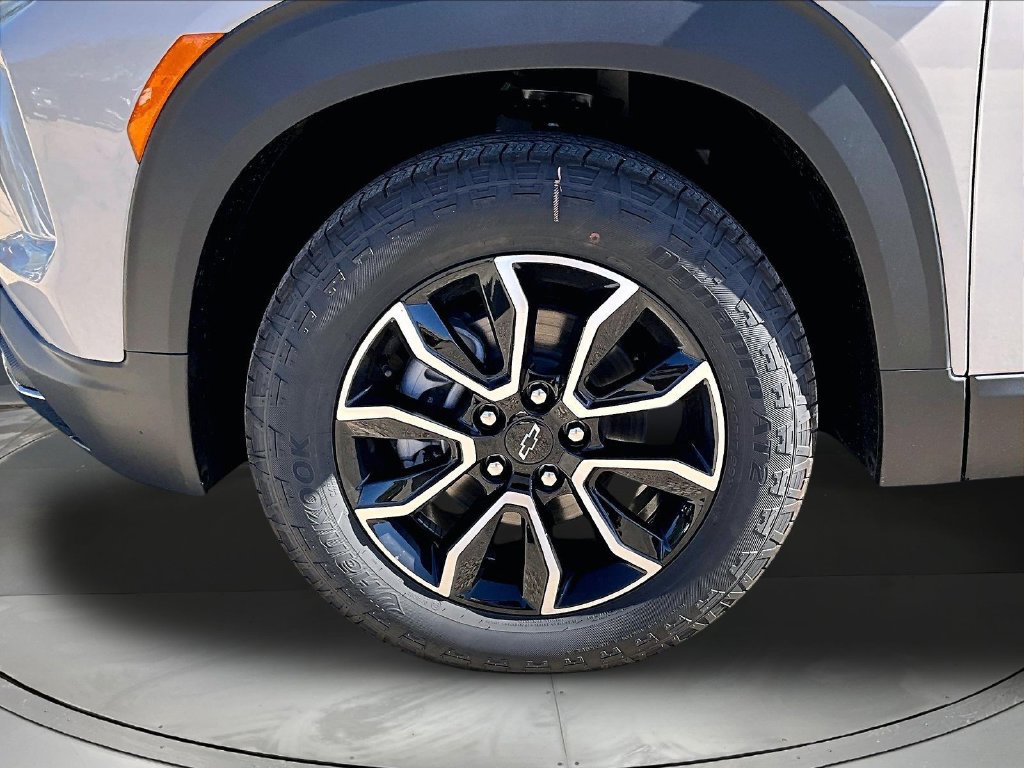 New 2026 Chevrolet TrailBlazer ACTIV AWD/4WD image 19