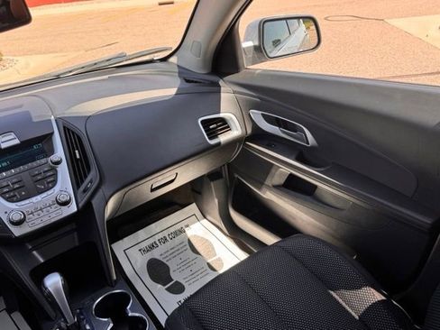 Used 2011 Chevrolet Equinox LT w/ Cargo Management Package FWD image 17