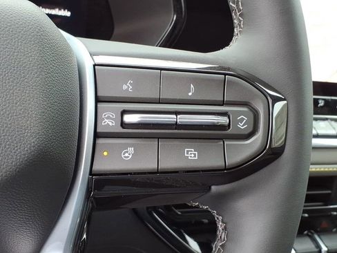 New 2026 Chevrolet Colorado ZR2 w/ Midnight Edition AWD/4WD image 19