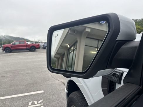 New 2025 Ford F150 Lariat w/ Equipment Group 501A Mid image 21