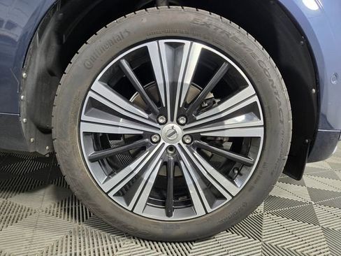 Used 2023 Volvo XC60 B5 Plus w/ Protection Package Premier image 12