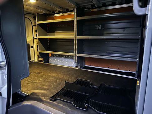 Used 2018 Nissan NV 2500 SV w/ Navigation Package image 19