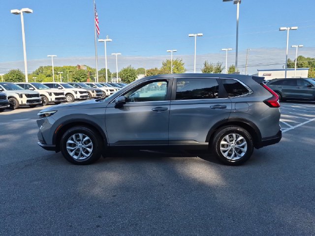 Used 2025 Honda CR-V LX image 6