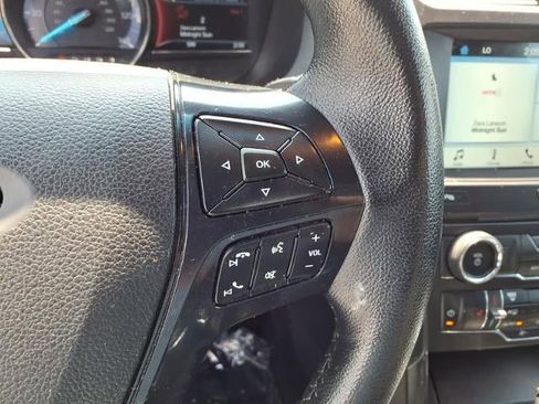 Used 2017 Ford Explorer XLT AWD/4WD image 9