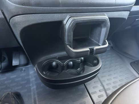 Used 2025 RAM ProMaster 1500 w/ Safety Group FWD image 21