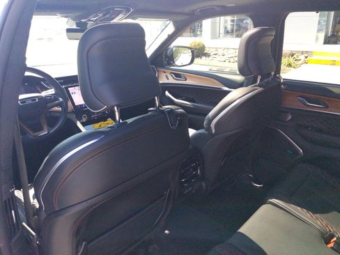 Used 2023 Jeep Grand Cherokee L Summit image 16