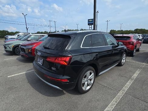 Used 2018 Audi Q5 2.0T Premium Plus w/ Premium Plus Package AWD/4WD image 3