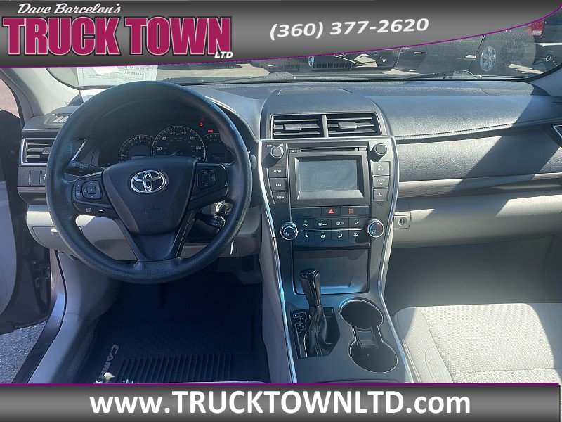 Used 2015 Toyota Camry LE FWD image 15