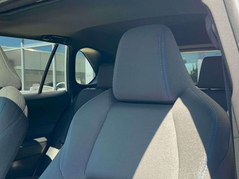 Used 2023 Toyota RAV4 SE w/ Convenience Package image 19