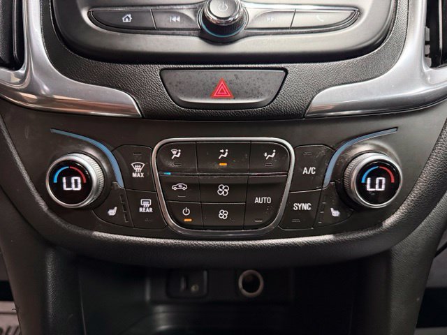 Used 2018 Chevrolet Equinox LT AWD/4WD image 41