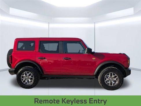 Used 2025 Ford Bronco Badlands AWD/4WD image 8