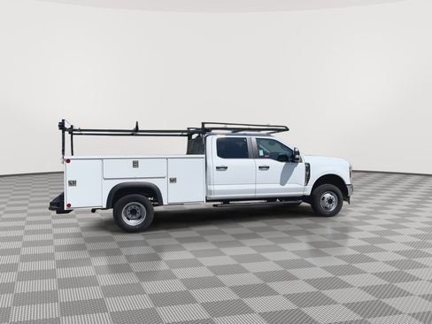 New 2026 Ford F350 XL w/ XL Chrome Package AWD/4WD image 36
